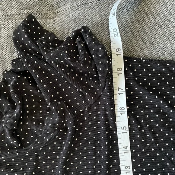 VINTAGE Ronni Nicole Black Polka Dot Crop Button Down Shirt - Picture 9 of 10
